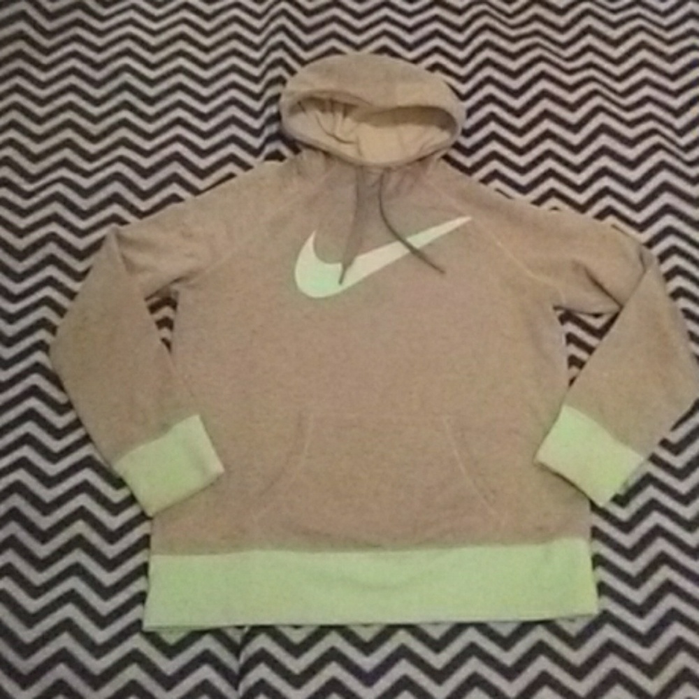 Nike Sweater